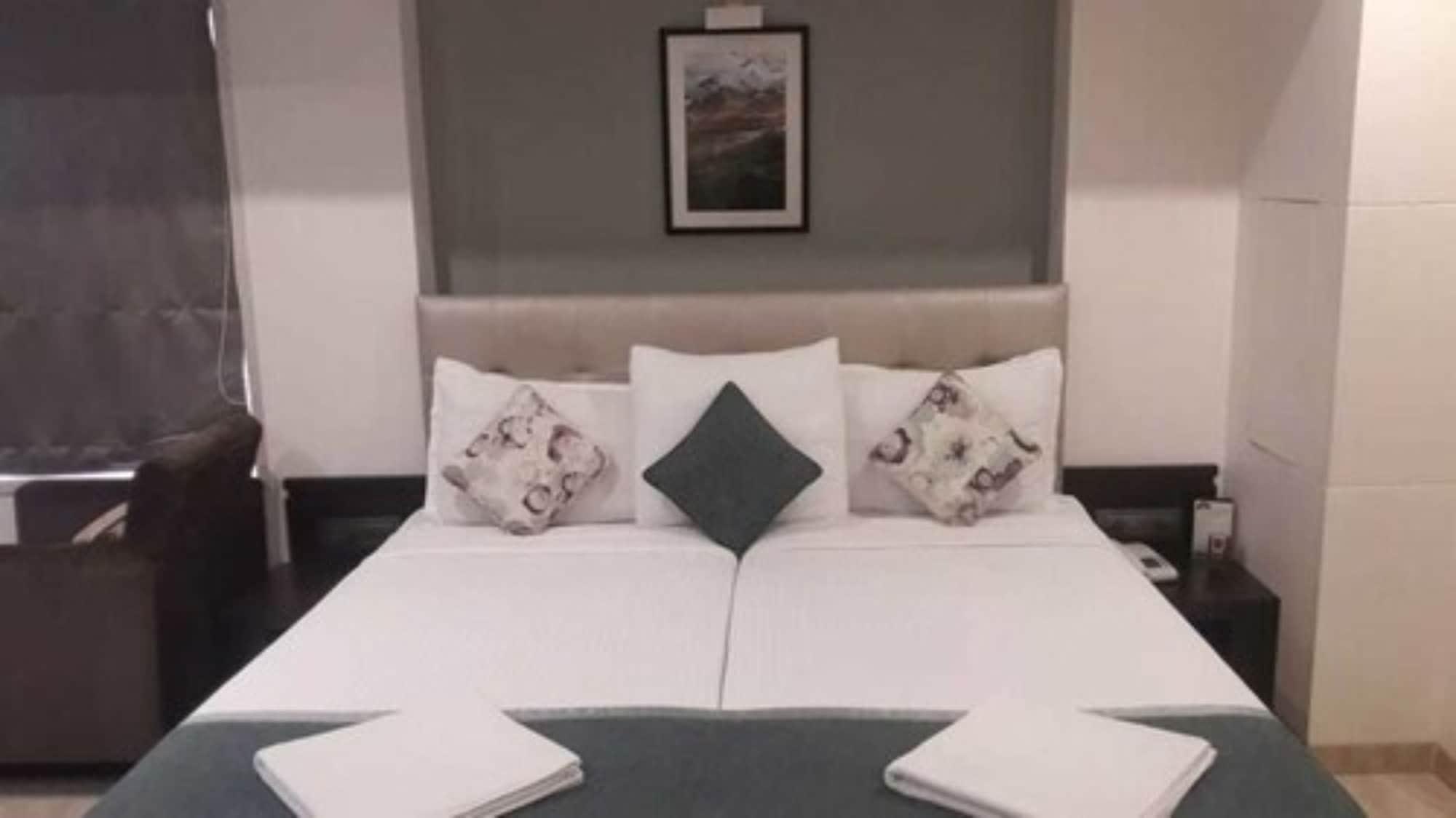 Hotel Le Grande - Mumbai International Airport Bagian luar foto
