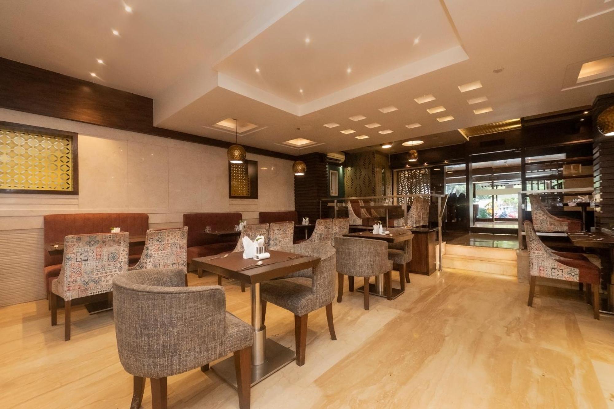 Hotel Le Grande - Mumbai International Airport Bagian luar foto