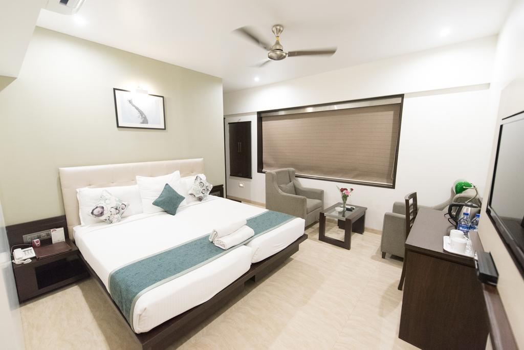 Hotel Le Grande - Mumbai International Airport Bagian luar foto