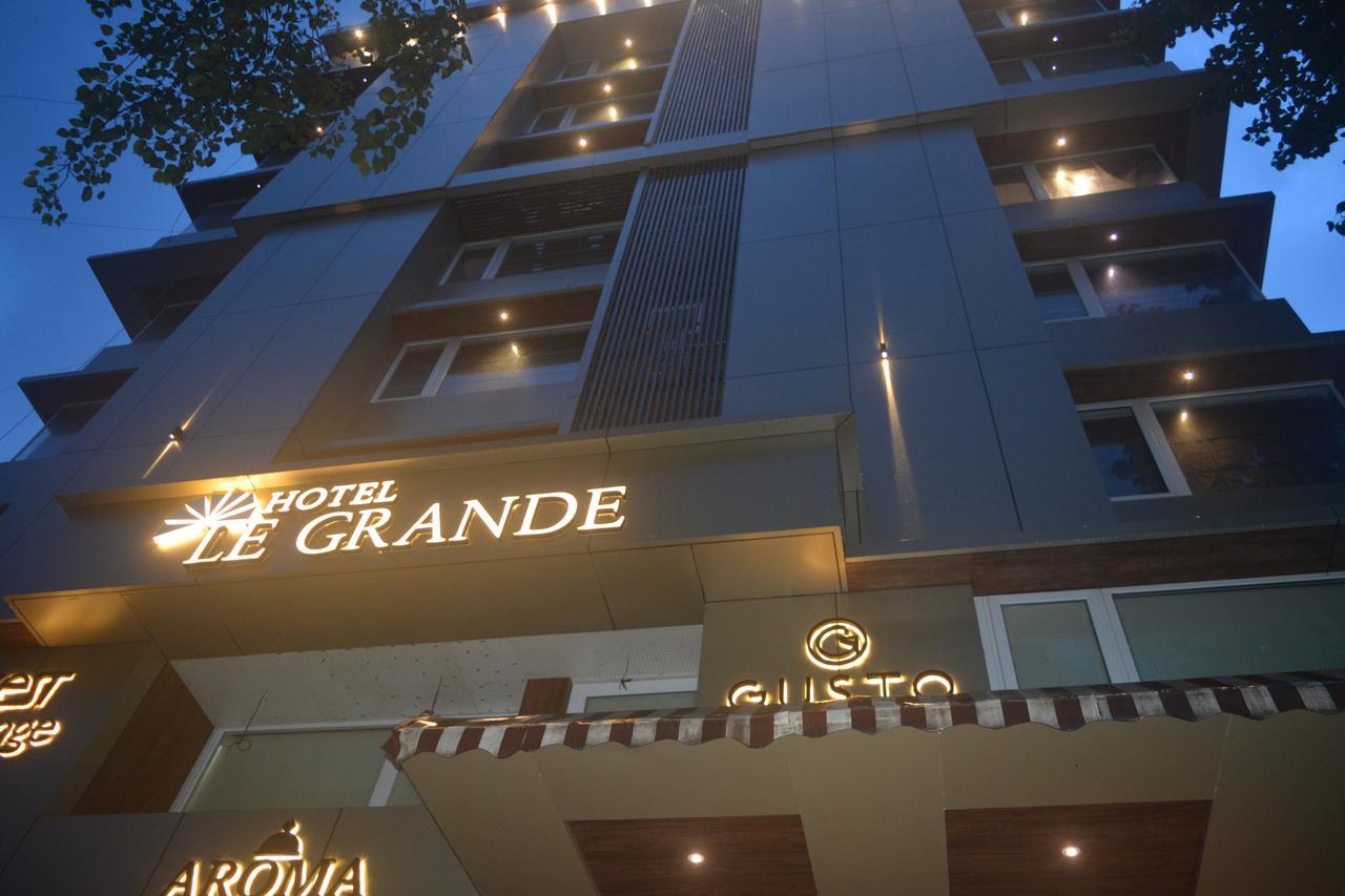 Hotel Le Grande - Mumbai International Airport Bagian luar foto